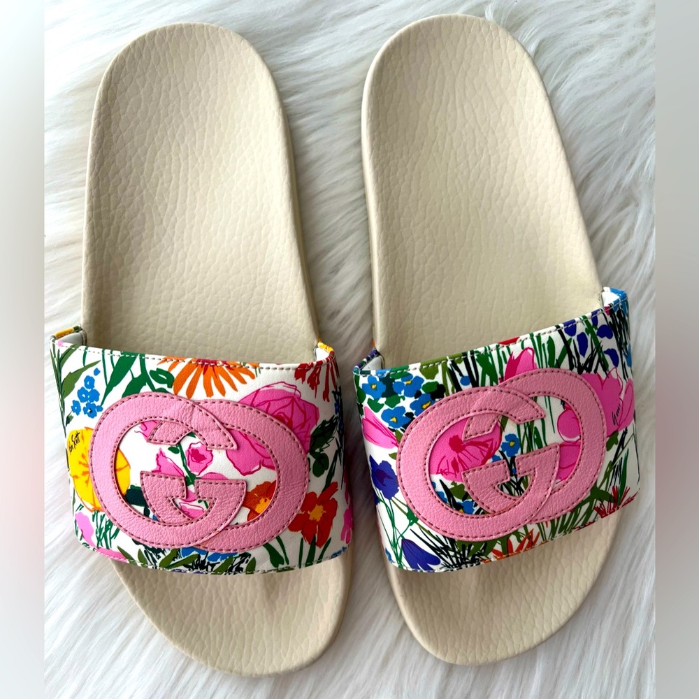 Gucci x Ken Scott floral pool slides